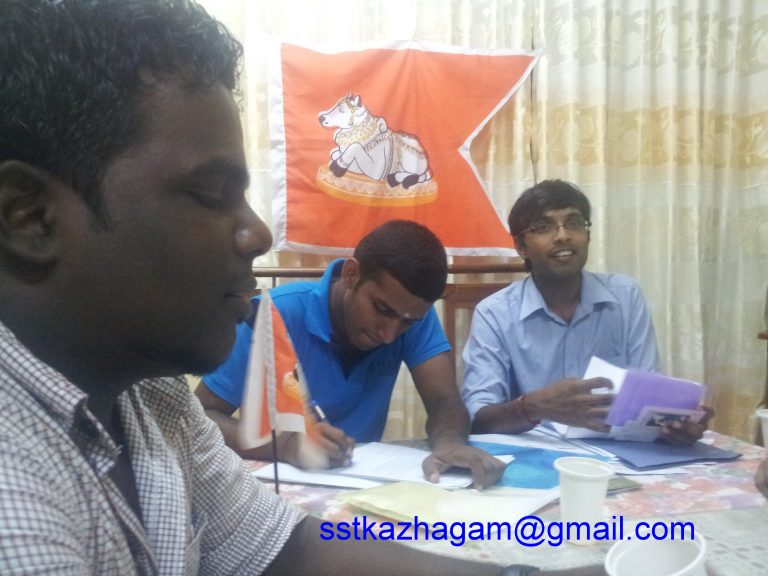 பேயாலோன் முத்துமாரியம்மன் ஆலயத்தின் கட்டிடத்திருப்பணிக்கு உதவுதல்